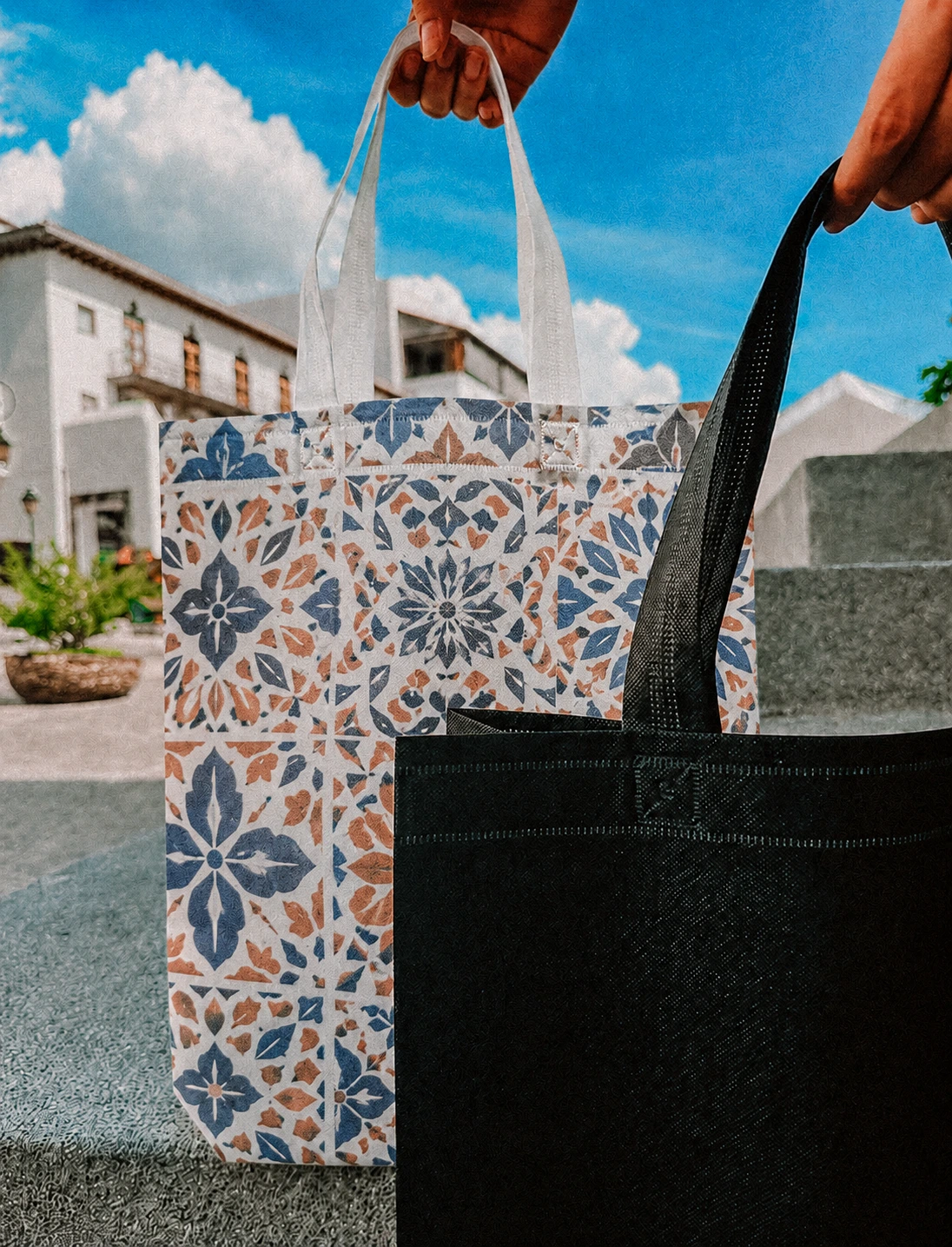 LUUM Reusable Bag Solution - View 1
